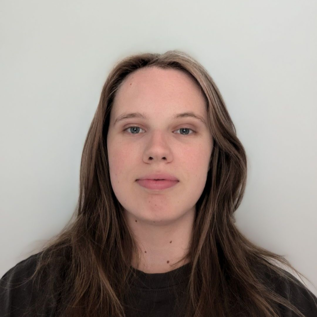 Headshot of Elen Jones