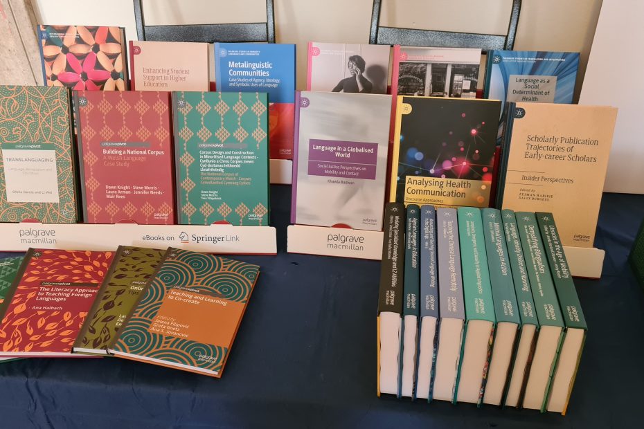A range of Applied Linguistics books